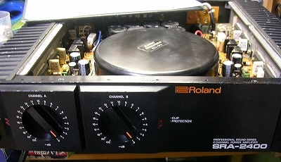 SRA-2400 Roland パワーアンプ